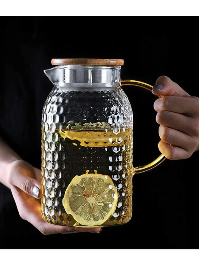 1 تشيس 1CHASE Borosilicate Glass Water Pitcher with Bamboo Lid and Stainless Steel Strainer, 1800ml